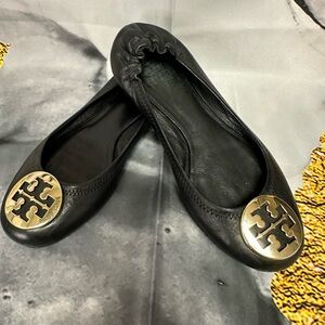 Tory Burch Black Leather Reva Ballet Flats with Gold Logo size 8